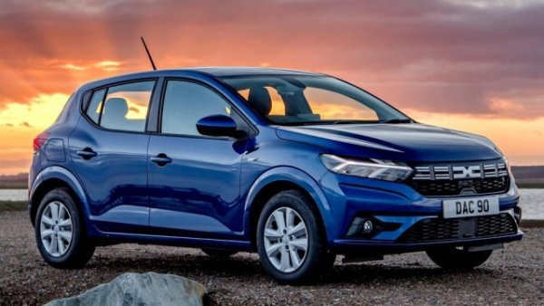 Двойно присъствие в челната десетка за румънска компания, собственост на Renault. И двете версии тук, Streetway и Stepway , се предлагат с двигател Eco - G 100 със 101 к.с., комбиниран с петстепенна механична скоростна кутия. 
Според компанията в комбиниран WLTP цикъл разходът на гориво е между 5,4 (бензин) и 6,7 (LPG) л/100 км. Stepway е малко по голям на дължина и височина. 

Що се отнася до цените, сблъсъкът между поколенията е сред най-очевидните в челната десетка. По-старите версии се предлагат за под 9 хиляди евро със значителен пробег, докато по-новите започват средно от 13 500 евро.
